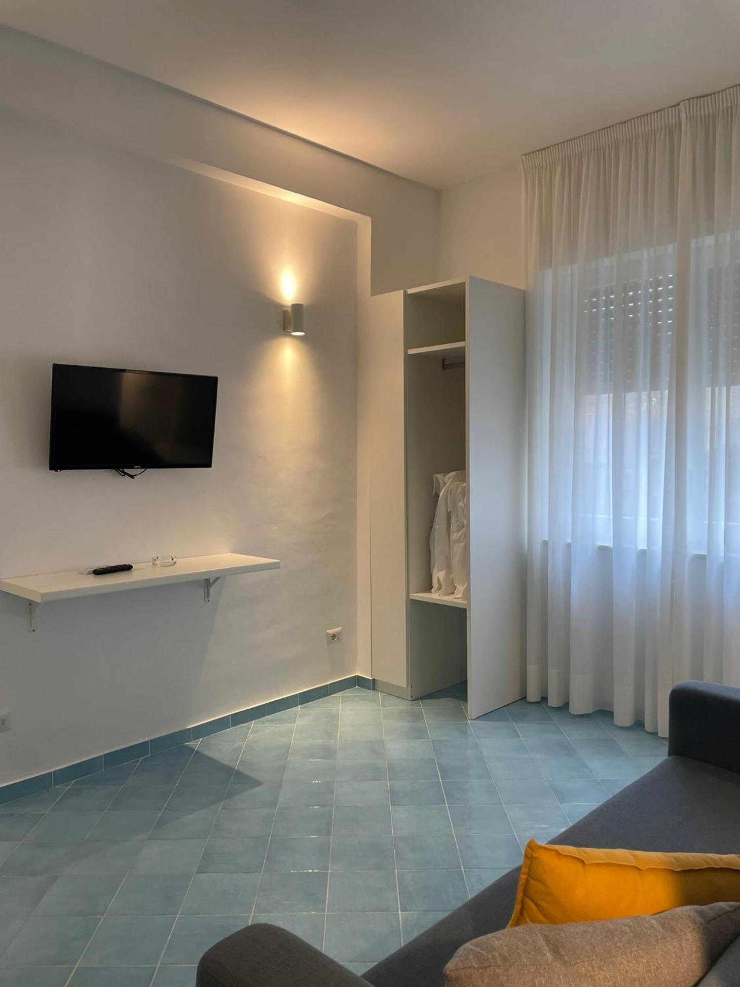 Tizi Apartments Porto Майорі Екстер'єр фото